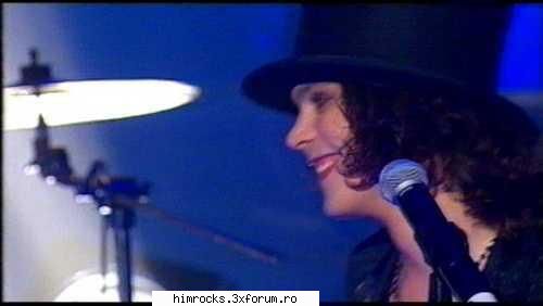 ii sta superb cu palariutza ville valo